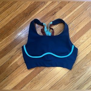 Fabletics Sports Bra Size M